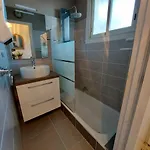 Apartment 3 Pieces Rdc 8 Pers Avec Terrasse Et Confort Modeste - Fr-1-326-738